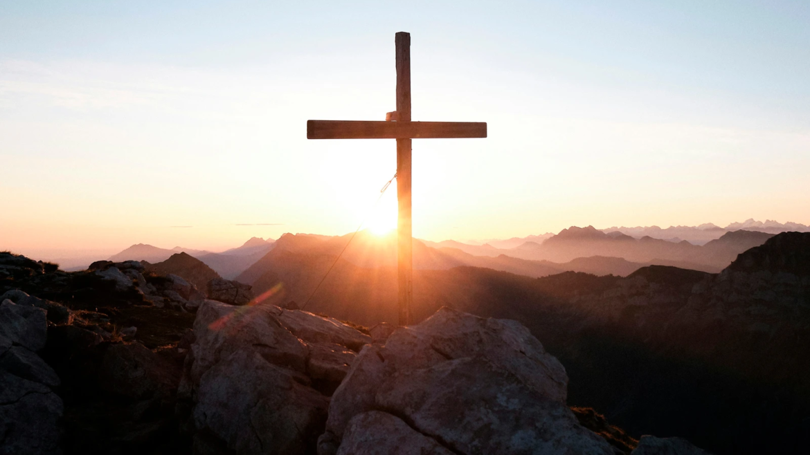La paz se logra cuando Jesús está en el centro de la vida personal y familiar, afirma obispo