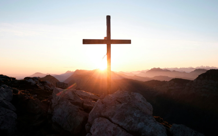 La paz se logra cuando Jesús está en el centro de la vida personal y familiar, afirma obispo