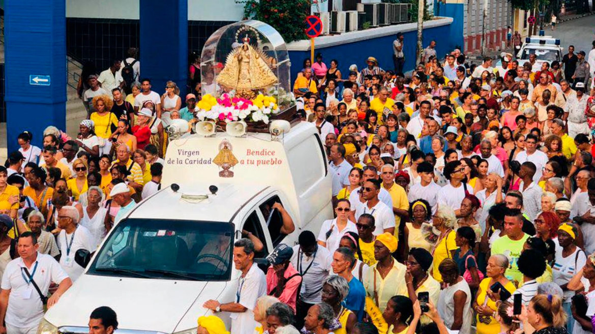 Cuba celebró a la Virgen de la Caridad pidiéndole que la ayude en sus dificultades