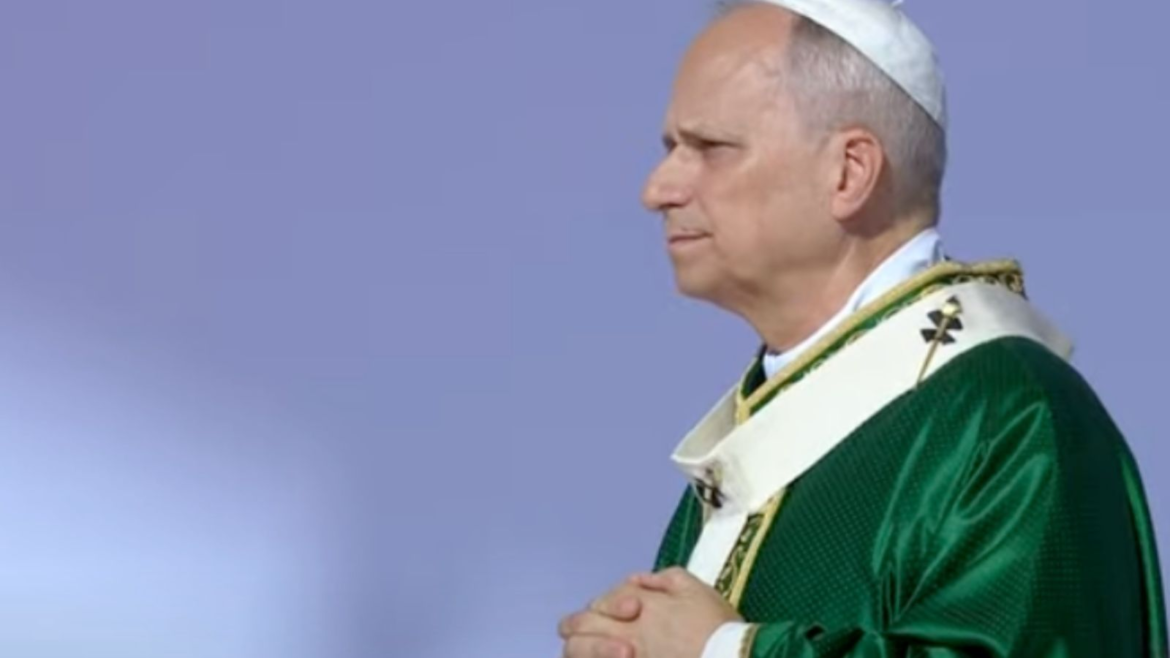 El Papa León XIV expresa sus condolencias por los 800 muertos que dejó el terremoto en Afganistán