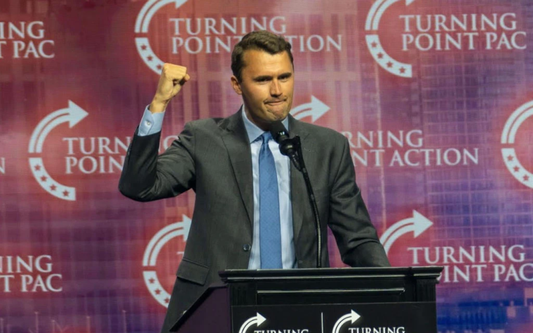 Charlie Kirk muere tras recibir un disparo en un evento universitario en Utah