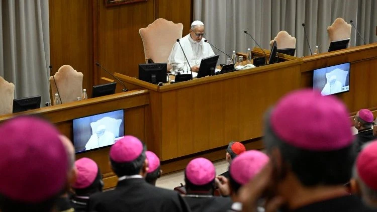 León XIV pide a los obispos ser servidores de la fe y anunciar el Evangelio con “pasión y coraje”