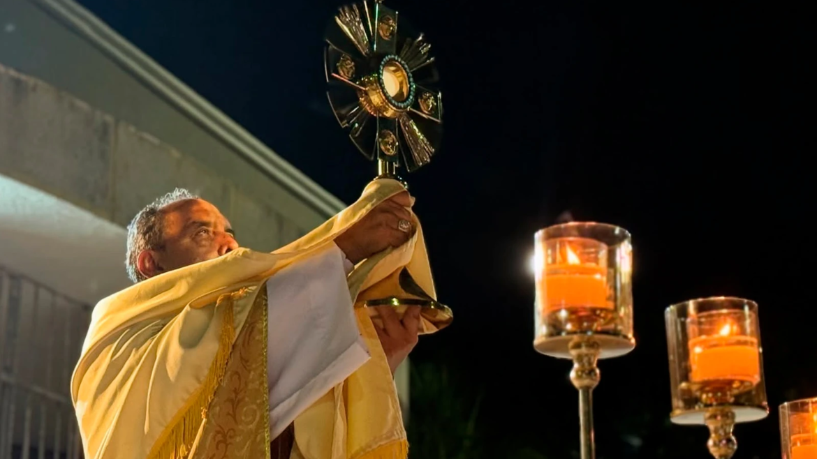 Arzobispo celebra Misa de desagravio por robo de hostias consagradas en Colombia