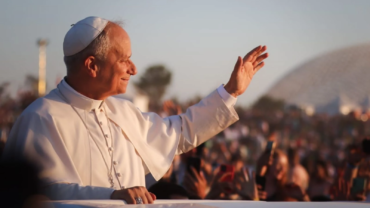 ¡Feliz cumpleaños 70 querido Papa León XIV!