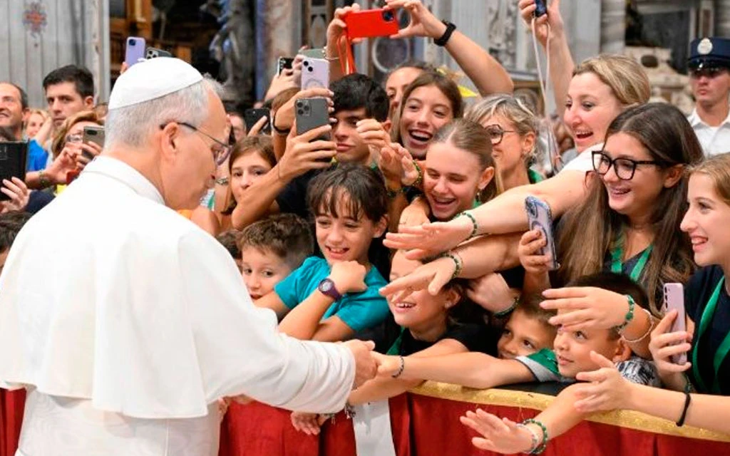 Papa León XIV: Anuncien al mundo la belleza de Dios como lo hizo San Carlo Acutis