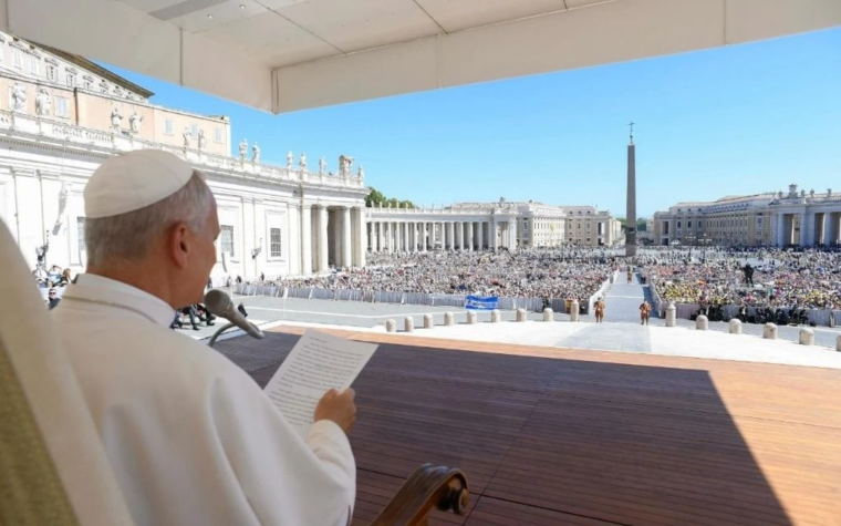 El Papa asegura que la justicia es la base “para el desarrollo ordenado de la sociedad”