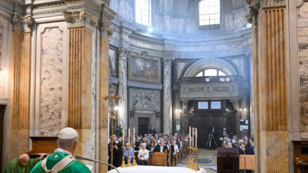 Homilía del Papa León XIV en la Misa que celebró este domingo en la parroquia de Santa Ana en el Vaticano