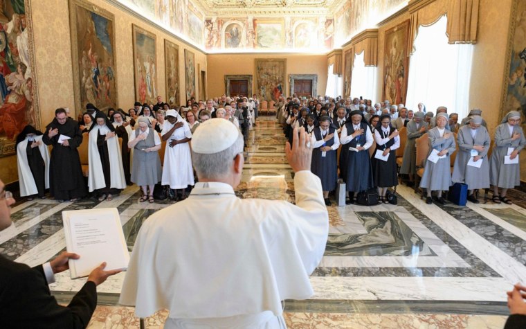 El Papa León XIV: “Dios ha encontrado no a una, sino a muchas mujeres fuertes y valientes”