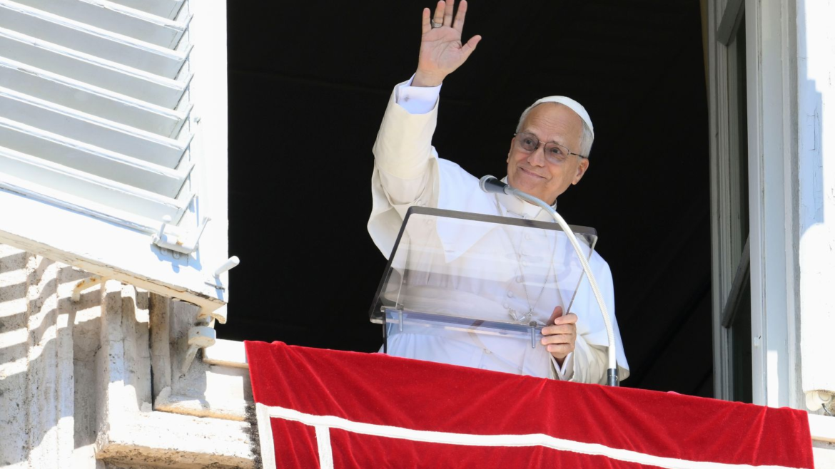 El Papa León XIV: “Quien ama de verdad trabaja por la paz”