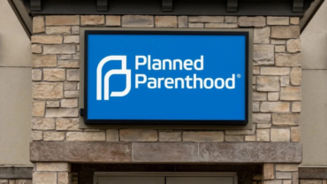 Planned Parenthood podría deber 1.800 millones de dólares en demanda por fraude a Medicaid