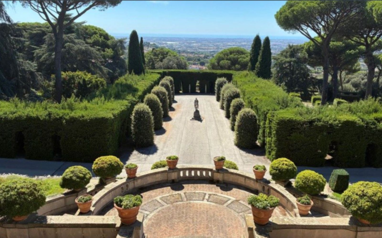 El Vaticano lanzará el vino Laudato si’, fruto del nuevo laboratorio de ecología integral en Castel Gandolfo
