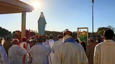 Con un llamado a afrontar el dolor con esperanza, Argentina celebró a la Virgen del Rosario de San Nicolás