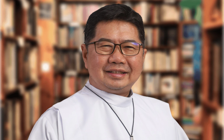 Sacerdote filipino defensor de los derechos humanos recibe el “Premio Nobel asiático”