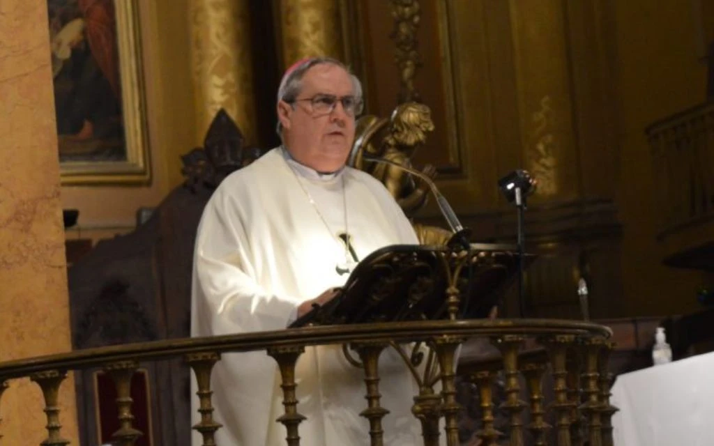 Cardenal lamenta el aumento de la pobreza en Argentina: “No se cena macroeconomía”
