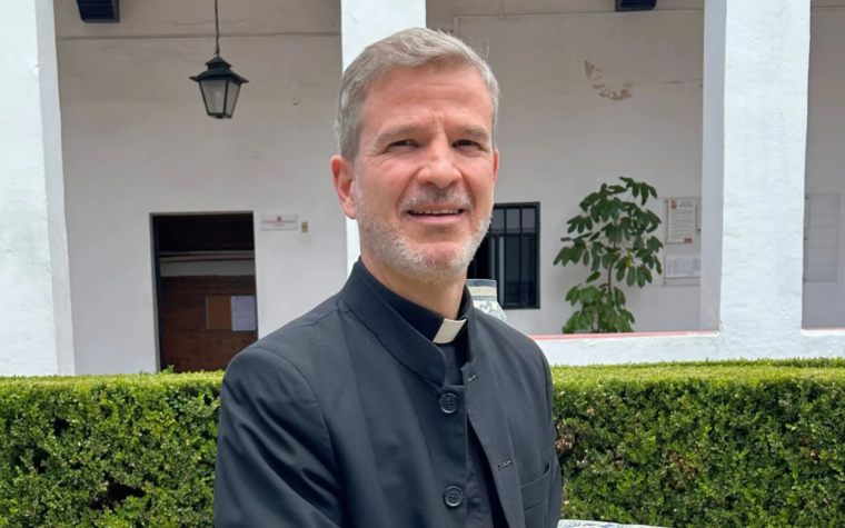 La educación católica debe transmitir “su tesoro”, afirma nuevo rector de la Universidad Pontificia de México