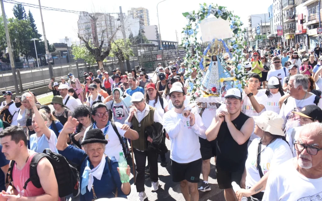 Más de un millón de peregrinos caminaron este fin de semana a Luján