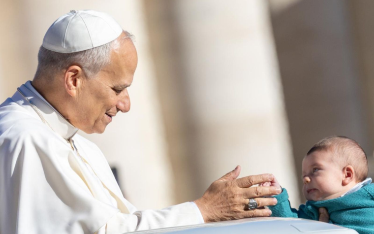 El Papa León XIV recuerda en "Dilexi te" la tragedia del niño sirio, Alan Kurdi, ahogado en el Mediterráneo en 2015