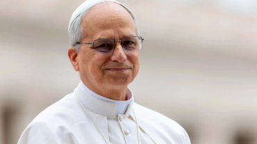 León XIV anima a los pensadores cristianos a mostrar que la razón y la fe no se oponen