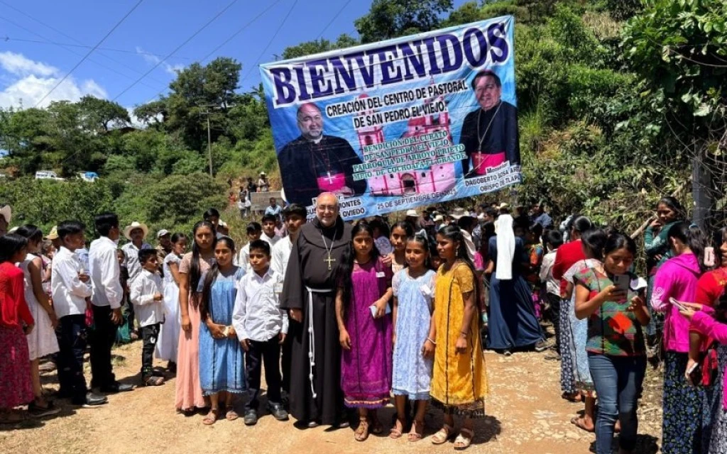 Arzobispo español fue encañonado con ametralladoras en México, sin consecuencias