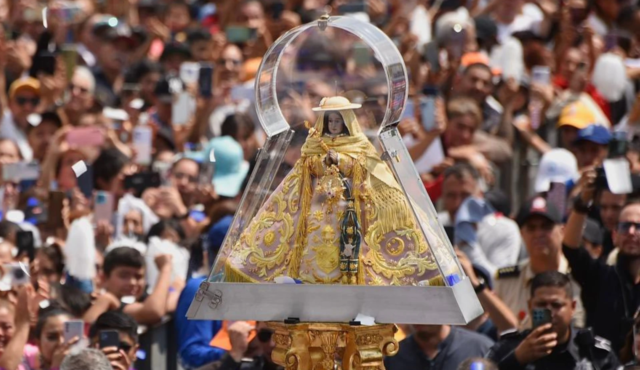 Cifra récord: 3 millones de fieles participan de la Romería de la Virgen de Zapopan en México