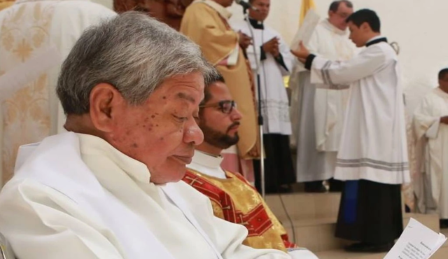 Muere sacerdote que sufrió un ataque con ácido en la Catedral de Managua en 2018