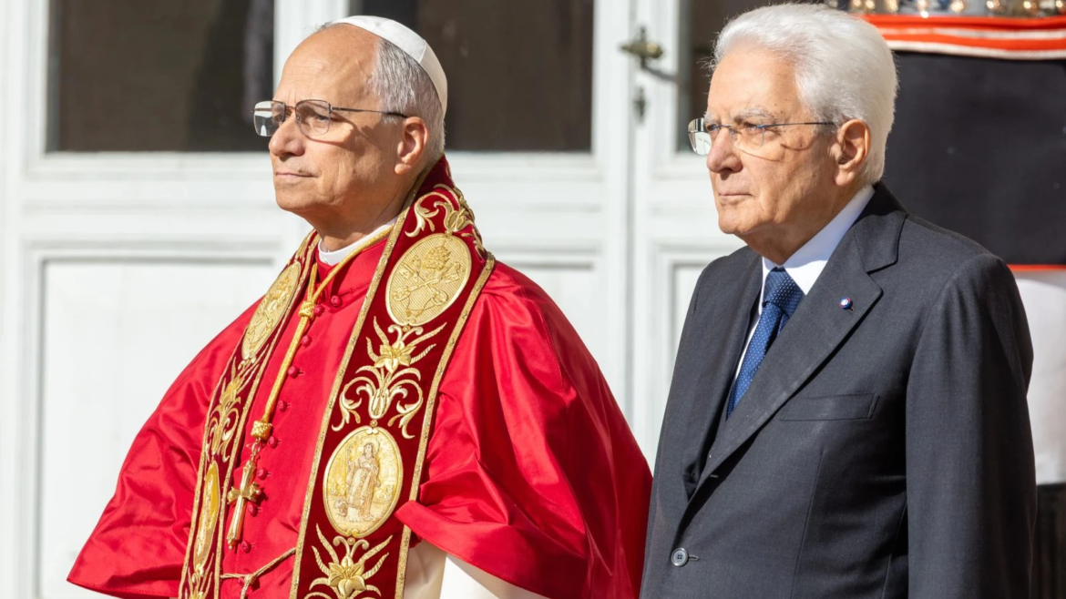 León XIV se reúne con el presidente italiano Sergio Mattarella en su primera visita de Estado a Italia