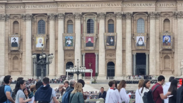 EN VIVO: Sigue la canonización de siete nuevos santos presidida por el Papa León XIV