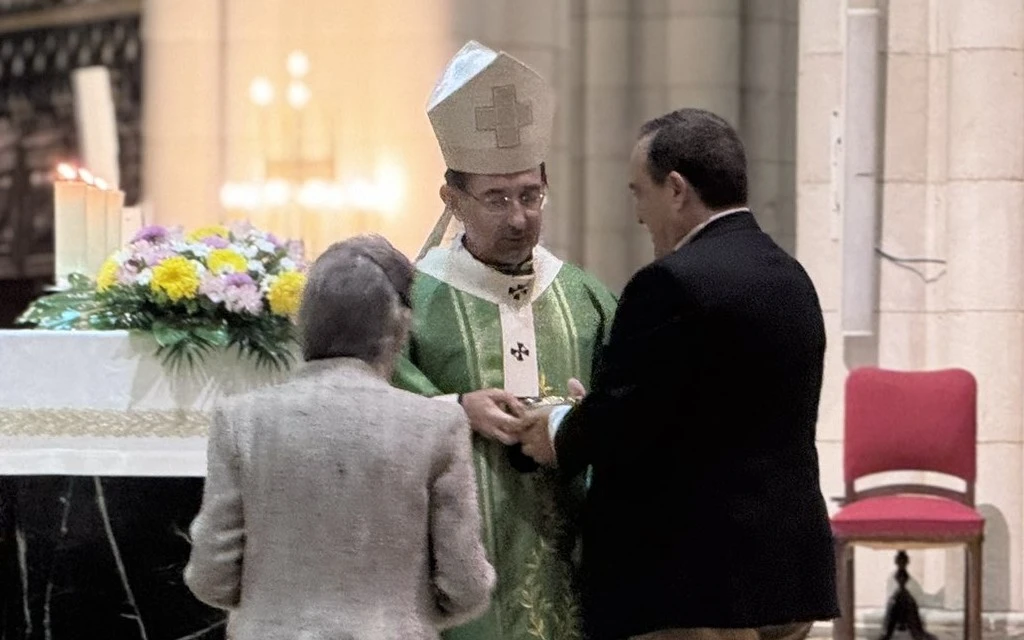 Cardenal Cobo agradece a los padres de sacerdotes su “generosidad” con la Iglesia