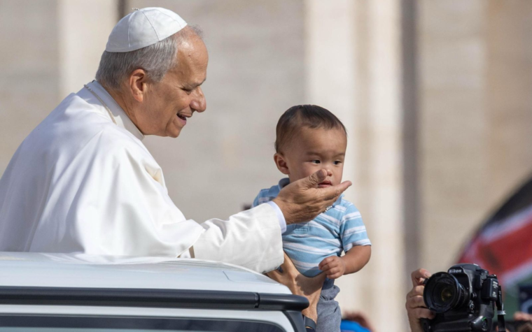Papa León XIV: La misión de la Iglesia no es ejercer poder, sino comunicar la alegría de la Resurrección