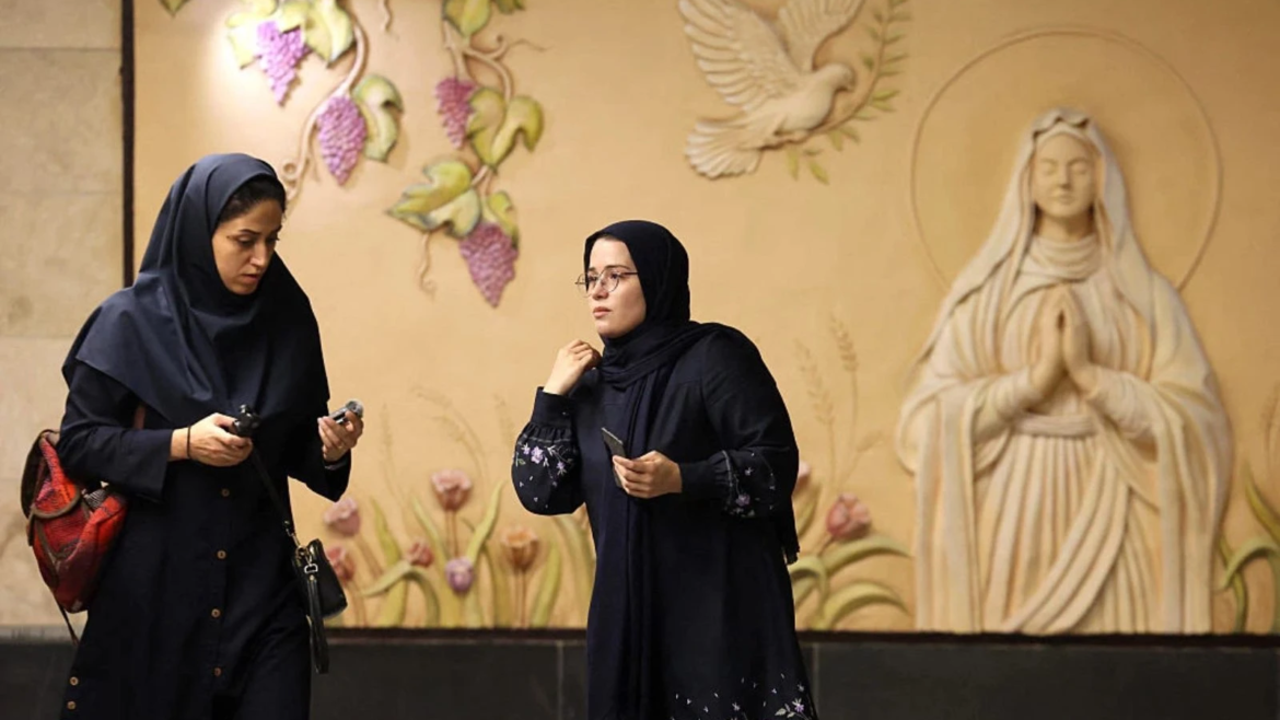 La nueva estación de metro “Virgen María” de Irán y lo que revela sobre la fe en la República Islámica