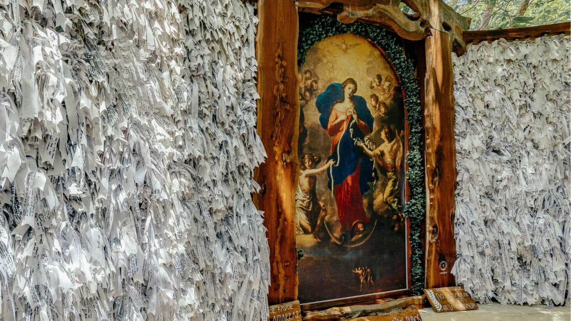 ¿Cómo se ha extendido por el mundo la devoción a la Virgen Desatanudos?