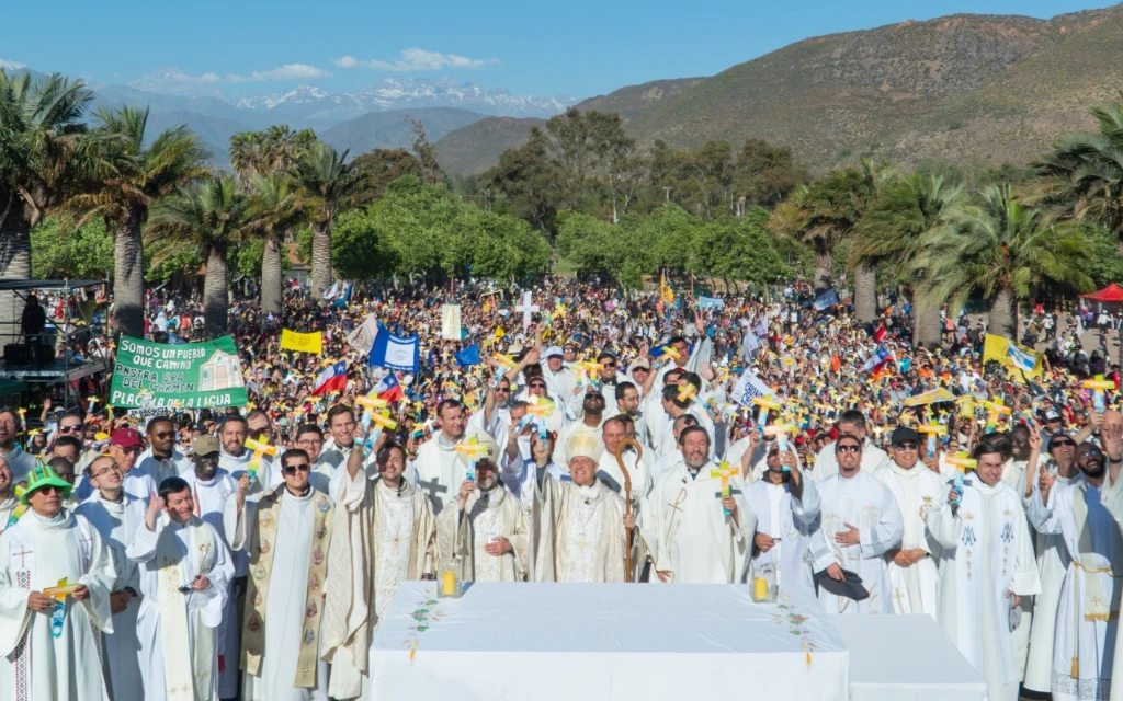Más de 60.000 peregrinaron al santuario de Santa Teresa de Los Andes en Chile