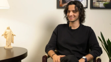 El actor católico Michael Iskander dice que su reciente conversión es “responder a un llamado de Dios”