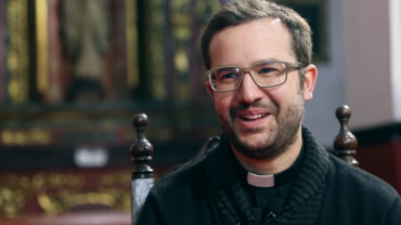 Sacerdote denuncia presiones internas en el Camino Neocatecumenal para cerrar su canal de Youtube 