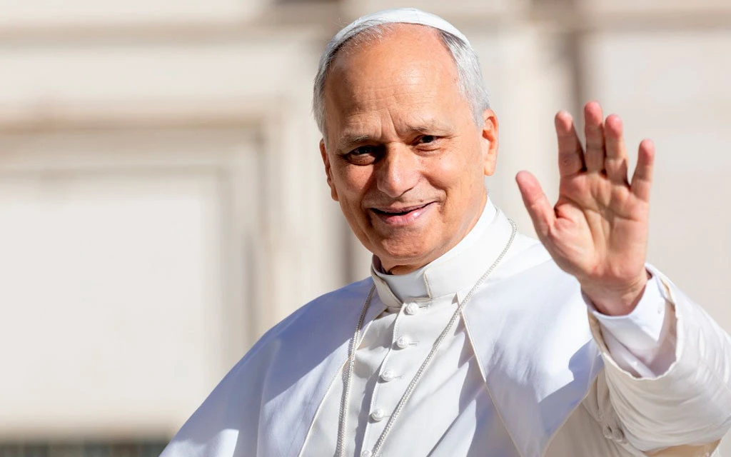 El Papa León XIV invita a elegir valientemente entre Dios o el dinero