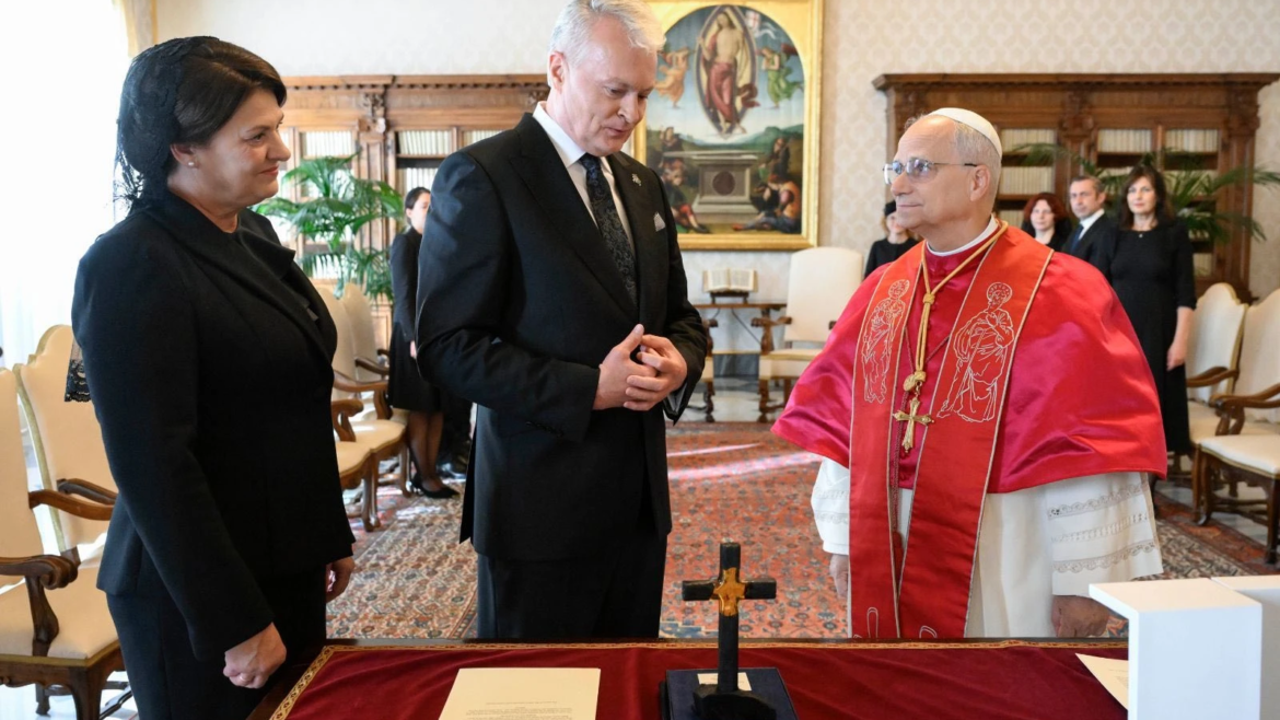 El presidente de Lituania destaca la voz del Papa León XIV en la “defensa de Ucrania”