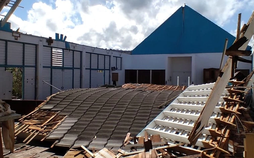 Huracán Melissa: Un tabernáculo intacto da esperanza a la Iglesia en Jamaica