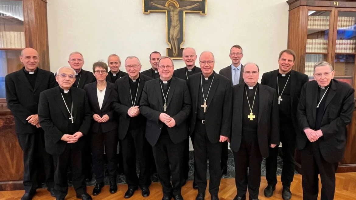 El Vaticano y obispos alemanes continúan el diálogo sobre órgano sinodal