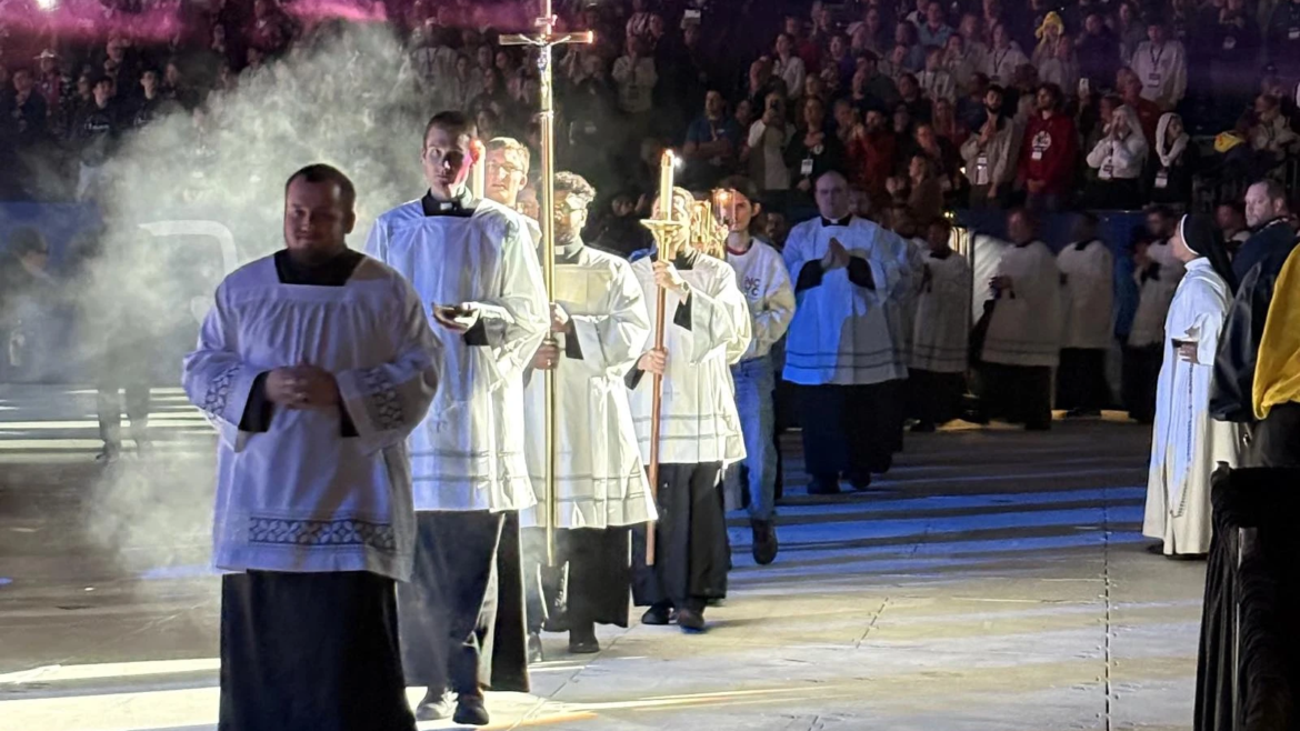 16.000 jóvenes asistieron a la Misa de Clausura de la NCYC en Estados Unidos