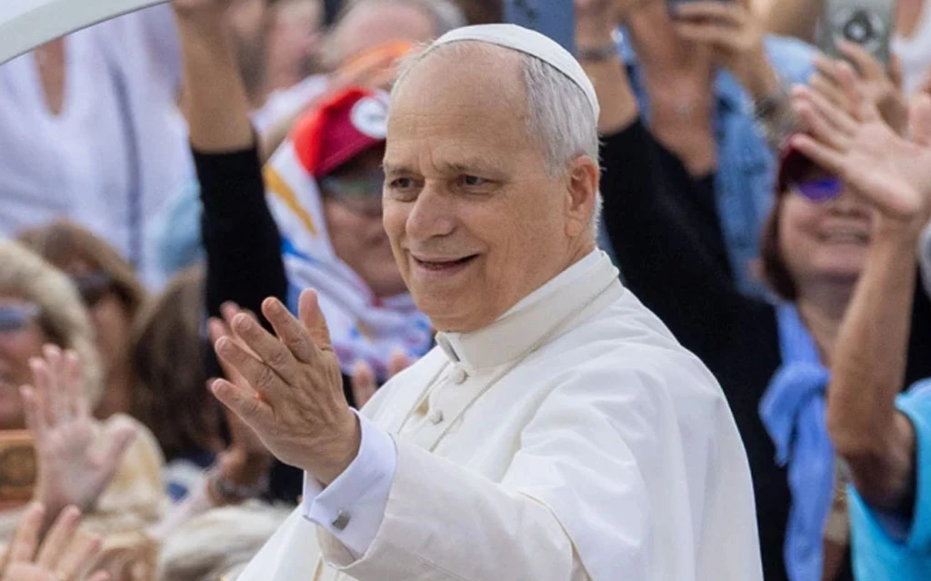 El Papa propone a teólogos imitar “la apasionada sabiduría” de los Doctores de la Iglesia