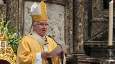 Arzobispado de Sevilla resuelve que joven con síndrome de Down sea madrina de bautismo 