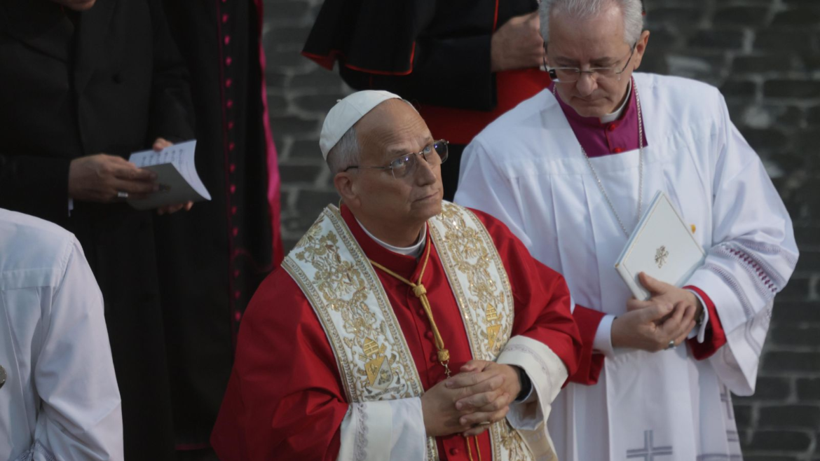 Inmaculada, cuida de la humanidad: León XIV rinde su primer homenaje a la Virgen en la plaza de España