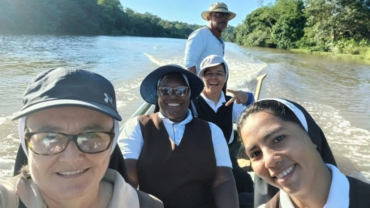 ACN España se propone financiar 1.000 proyectos de apoyo a catequistas por Navidad 