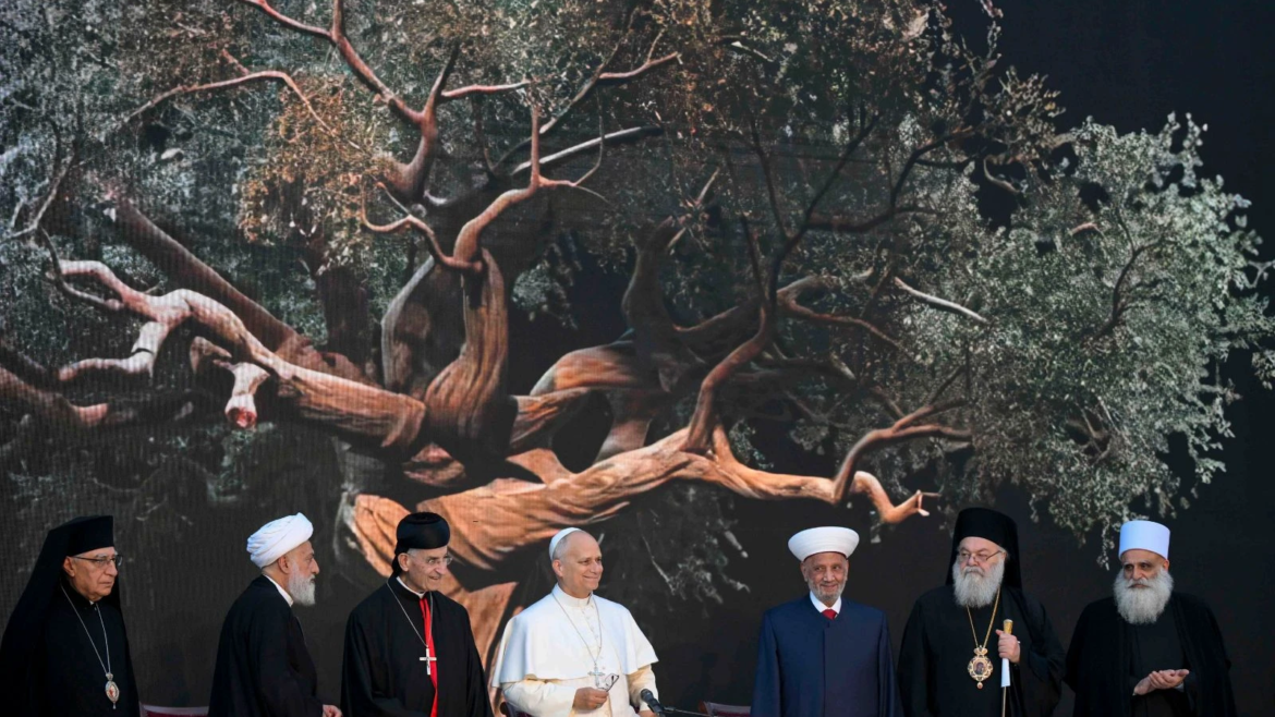 El Papa llama a los libaneses a “enfrentarse a la intolerancia” en el primer encuentro interreligioso en el país