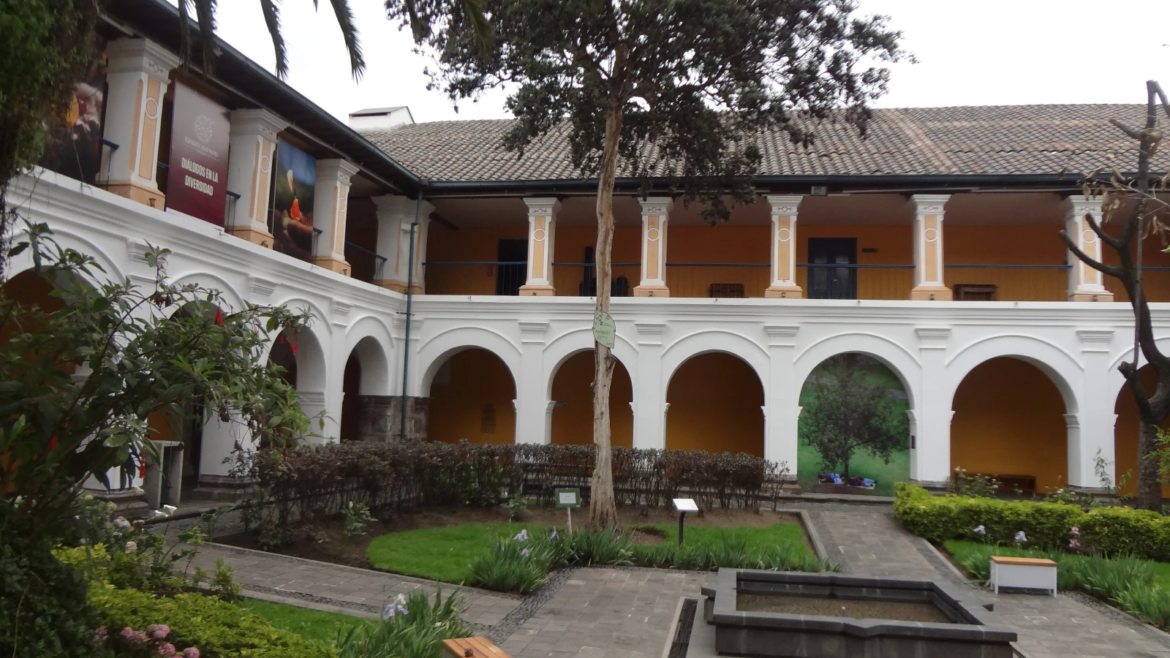 Arzobispo de Quito rechaza uso ofensivo de antigua capilla católica en el Museo de la Ciudad