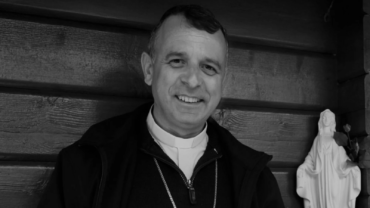 Fallece Mons. Simon Kulli, obispo albanés bautizado en secreto y testigo de la fe tras el régimen comunista