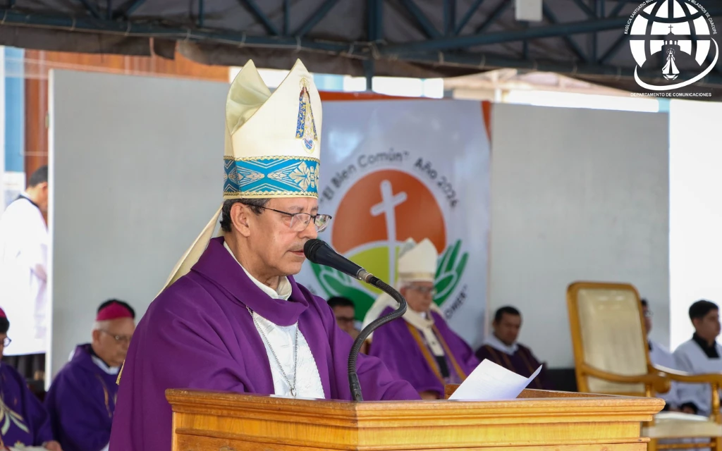 Obispo llama a actuar urgente para erradicar la pobreza, el narcotráfico y la trata en Paraguay 